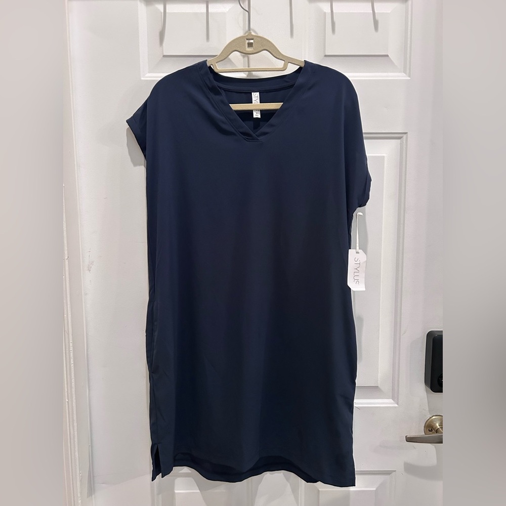STYLUS Midnight Blue V-Neck Dress with pockets